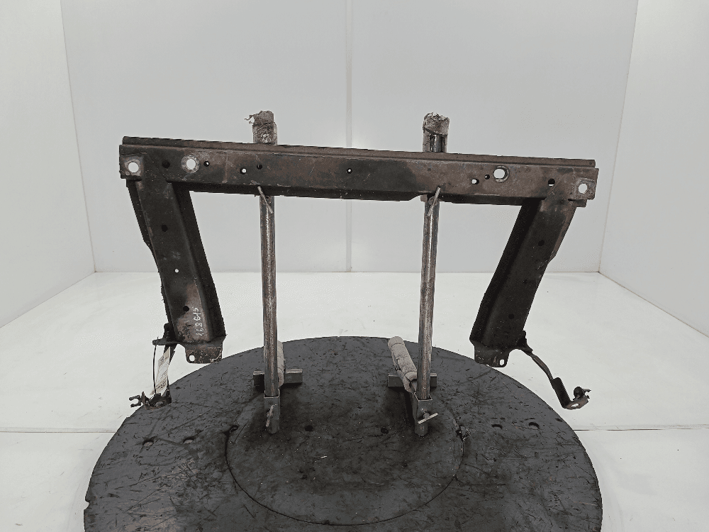 ΠΠ°Π»ΠΊΠ° ΠΏΠΎΠ΄ ΡΠ°Π΄ΠΈΠ°ΡΠΎΡ ΠΊ Renault Megane 2 Π Π΅ΡΡΠ°ΠΉΠ»ΠΈΠ½Π³ (06-09)