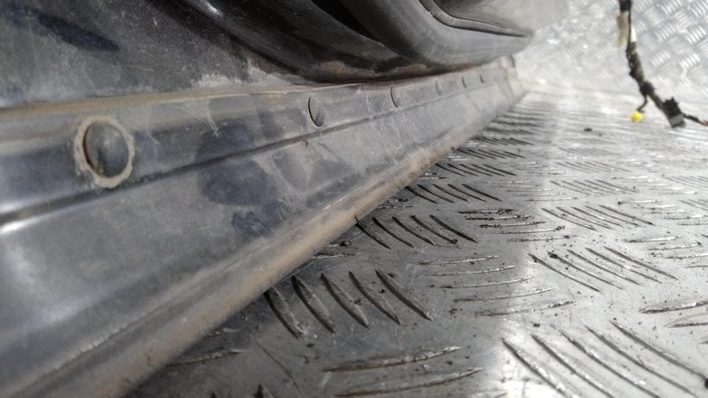 Дверь передняя левая к Mercedes ML W164 Рестайлинг (08-11)