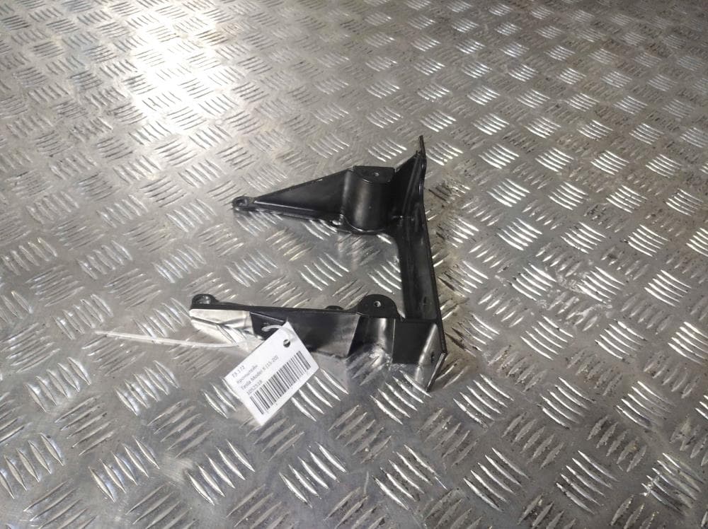 Кронштейн к Tesla Model X (15-21)