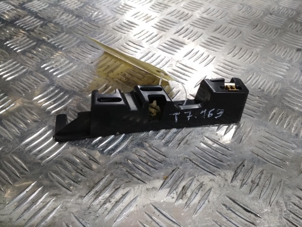 Кронштейн к Tesla Model X (15-21)