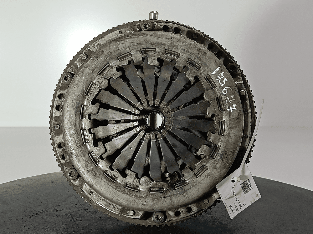 Маховик к Peugeot 207 (06-09)