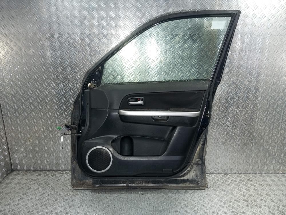 Дверь передняя правая к Suzuki Grand Vitara JT (05-08)