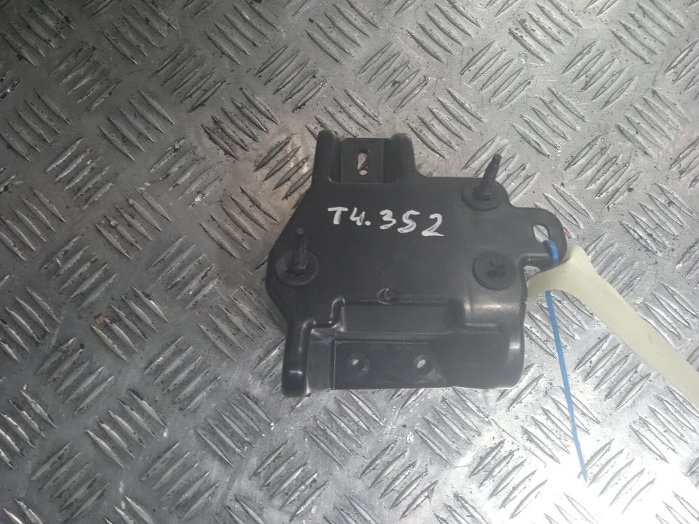 Кронштейн к Tesla Model X (15-21)