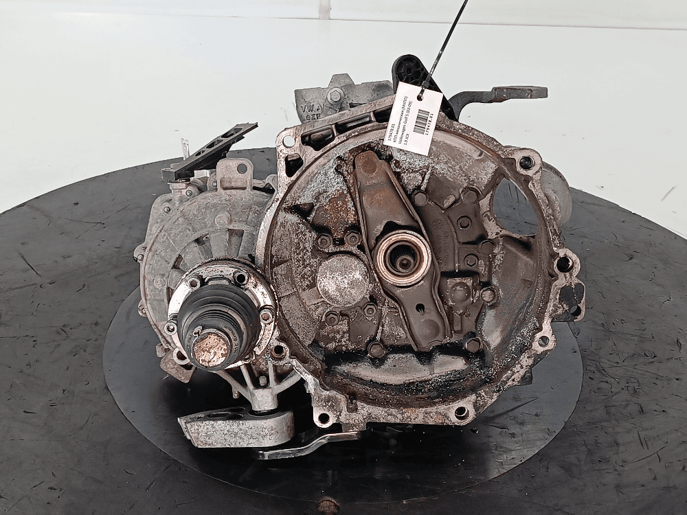 КПП механическая (МКПП) к Volkswagen Golf 5 (03-09)