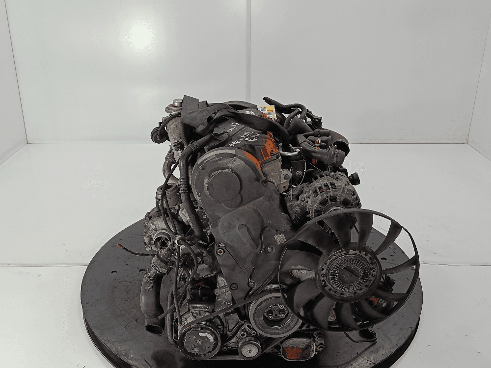 Двигатель к Audi A4 B6 (01-05)
