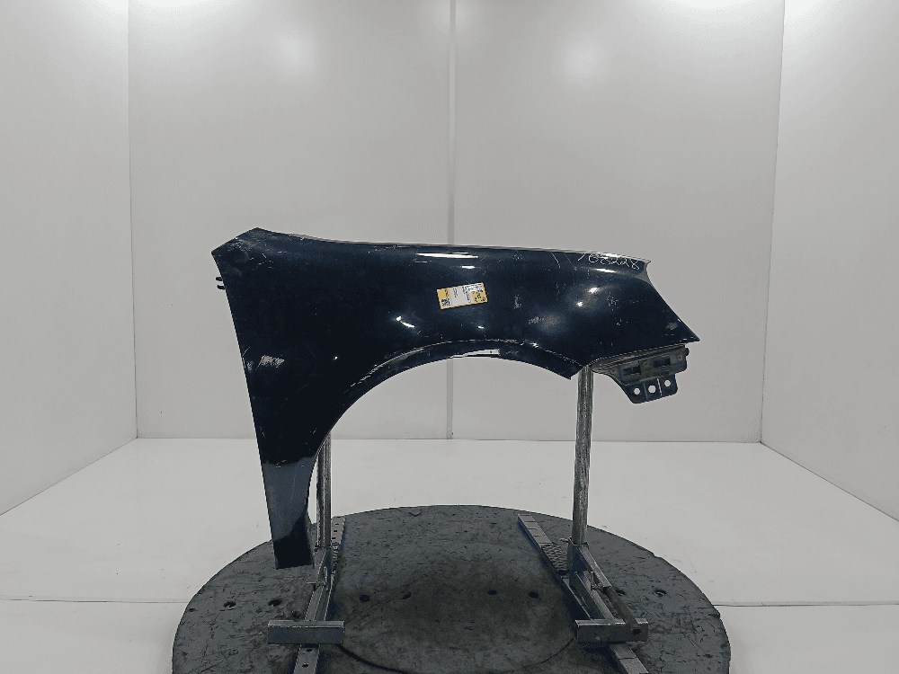 Крыло переднее правое к Volkswagen Golf 5 (03-09)