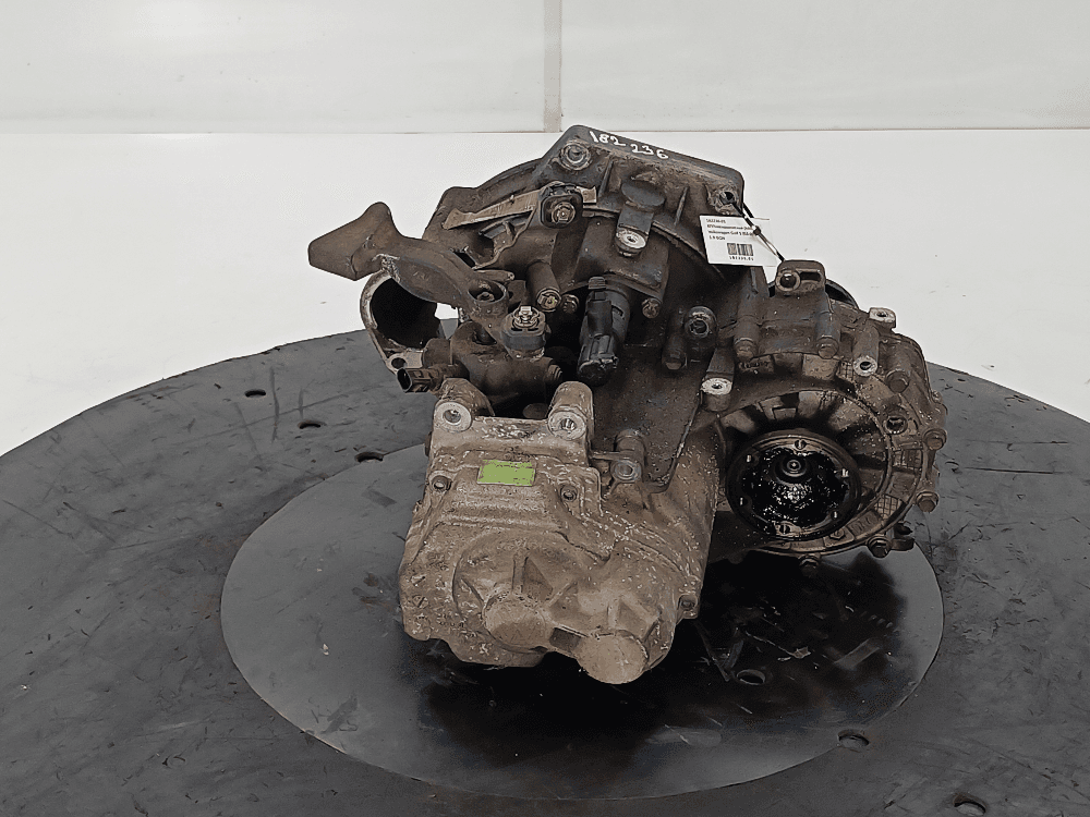 КПП механическая (МКПП) к Volkswagen Golf 5 (03-09)