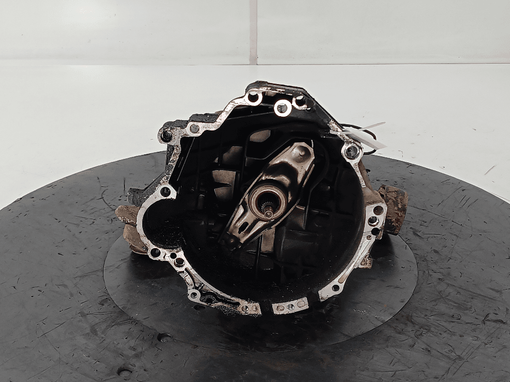 КПП механическая (МКПП) к Volkswagen Passat B5 (96-00)