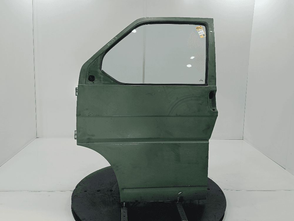 Дверь передняя левая к Volkswagen Transporter T4 (90-97)