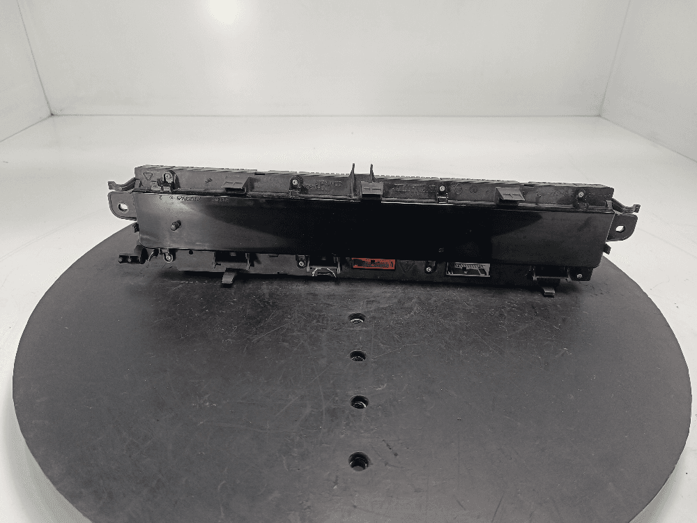 Щиток приборов (приборная панель) к Renault Scenic 2 Рестайлинг (06-09)