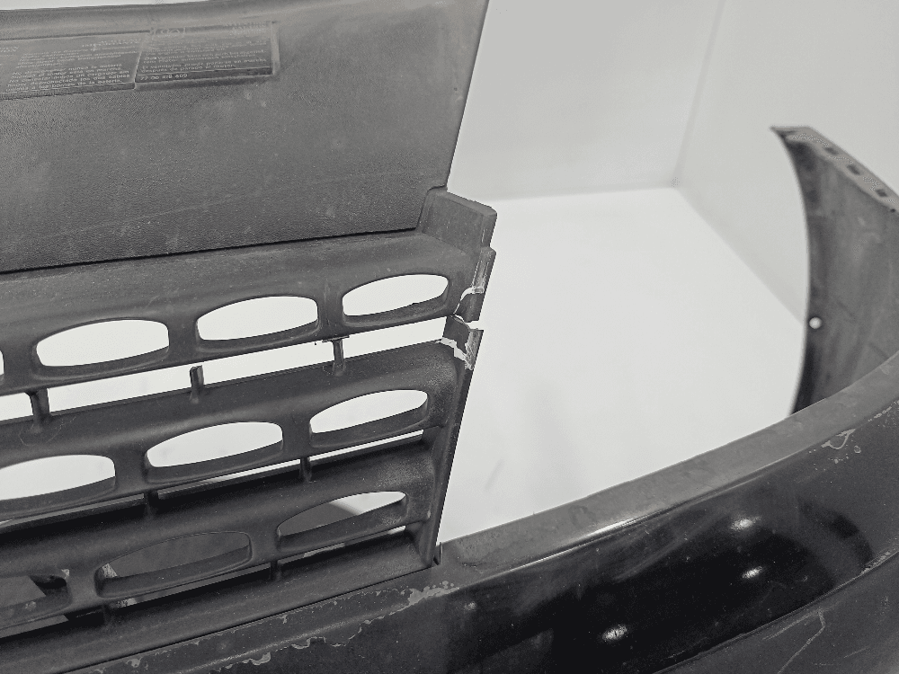 Бампер передний к Renault Clio 2 Рестайлинг (01-03)