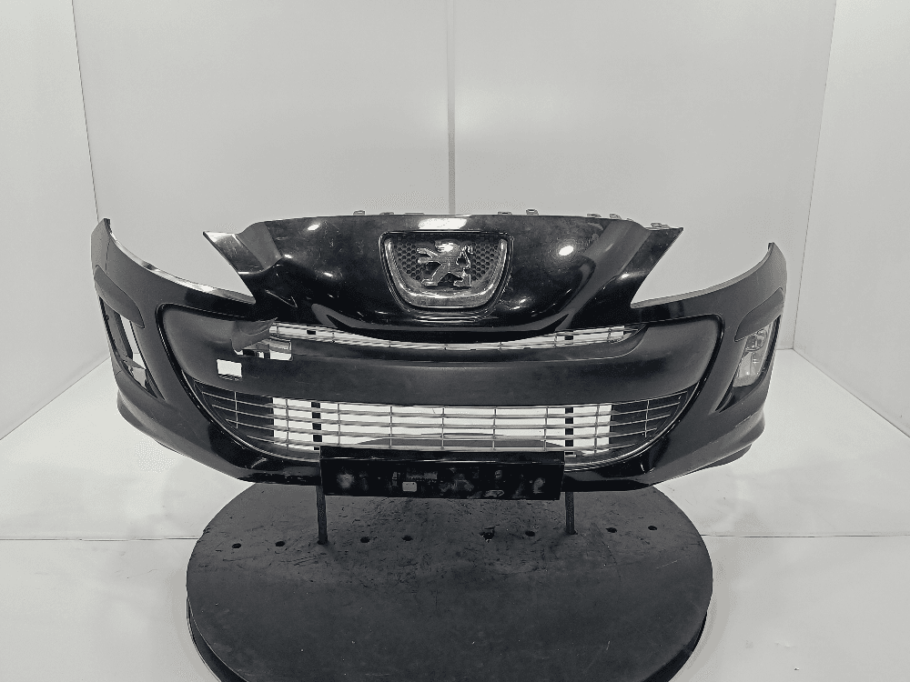 Бампер передний к Peugeot 308 1 (07-11)