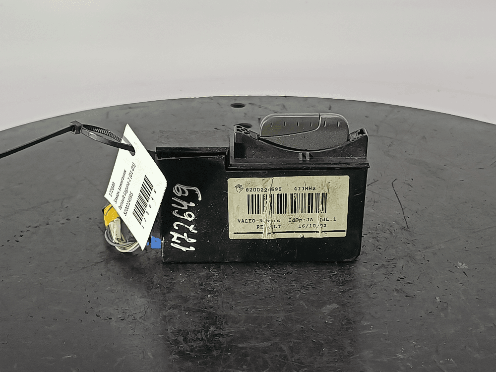 Замок зажигания к Renault Laguna 2 (01-05)