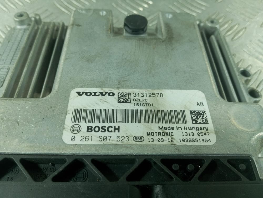 Блок управления двигателем к Volvo S60 2 (10-13)