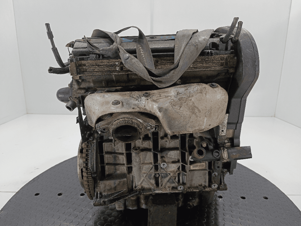 Двигатель к Peugeot 406 (95-99)