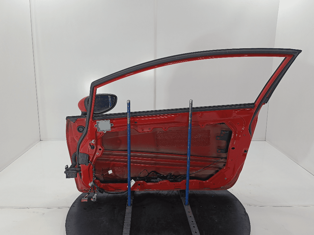 Дверь передняя правая к Ford Fiesta 6 Рестайлинг (13-19)