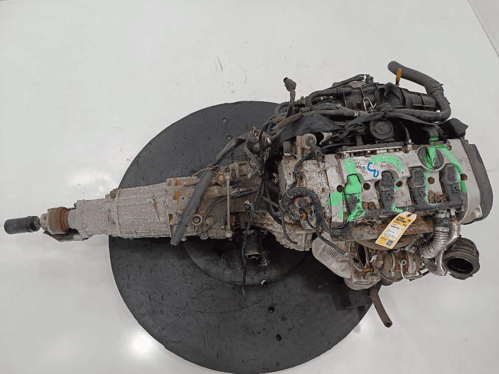 Двигатель к Audi A4 B7 (04-09)