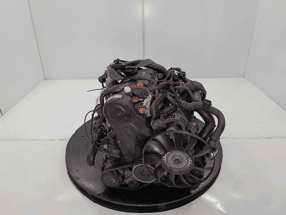 Двигатель к Audi A4 B6 (01-05)
