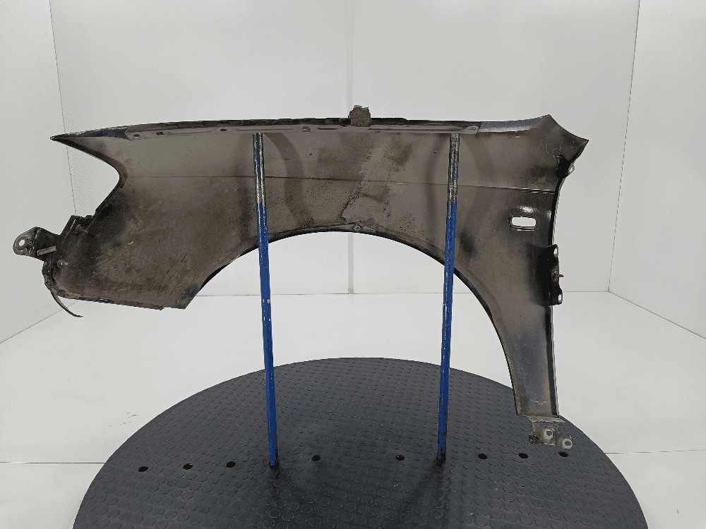 Крыло переднее правое к Audi A4 B7 (04-09)
