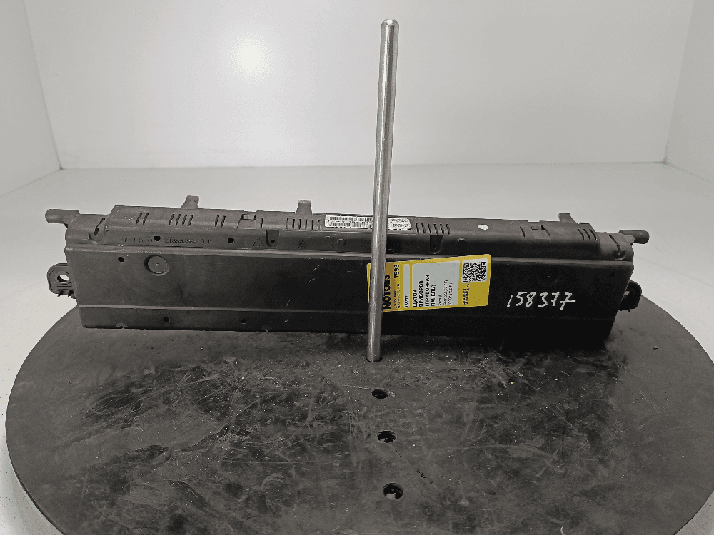 Щиток приборов (приборная панель) к Renault Scenic 2 (03-06)