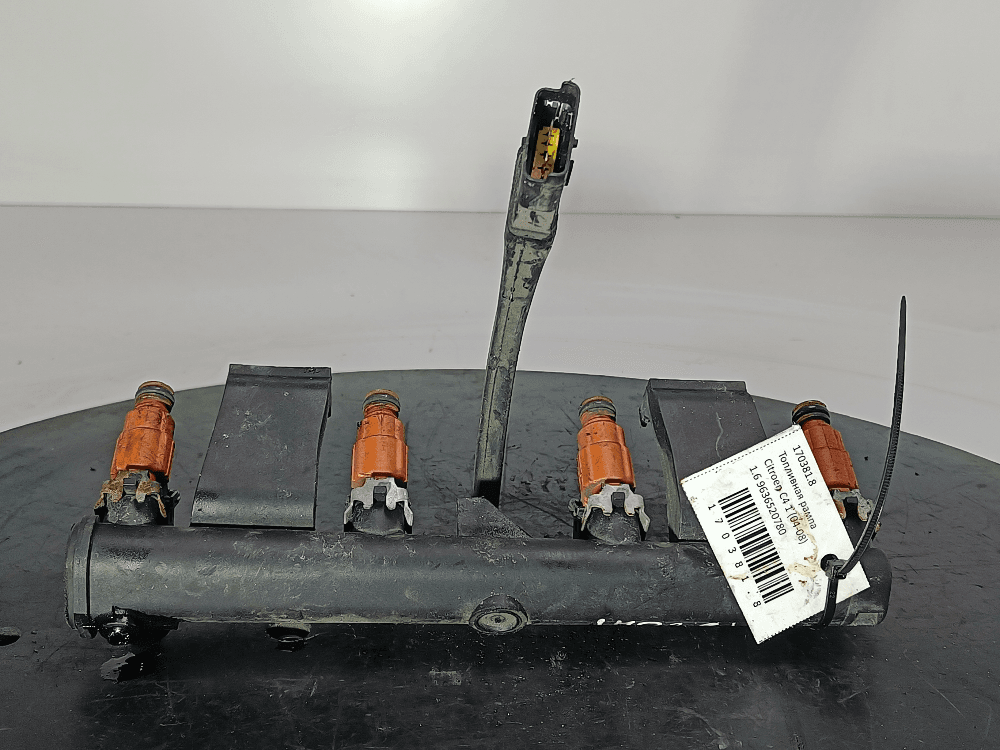 Топливная рампа к Citroen C4 1 (04-08)