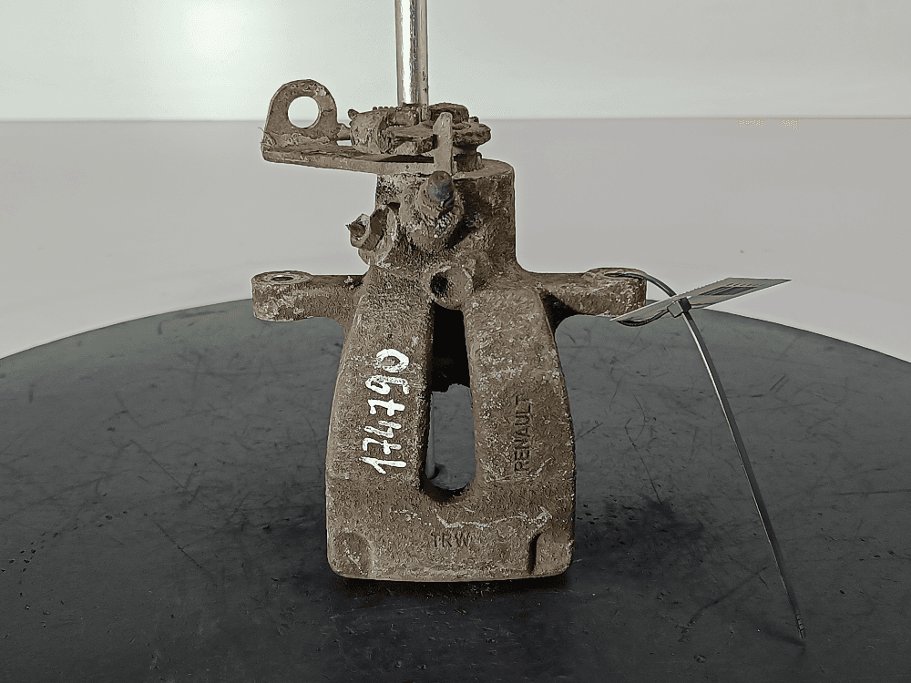 Суппорт задний левый к Renault Megane 2 (02-06)