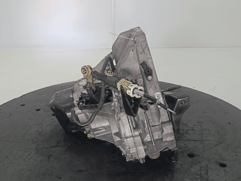 КПП механическая (МКПП) к Nissan Micra K12 (02-10)