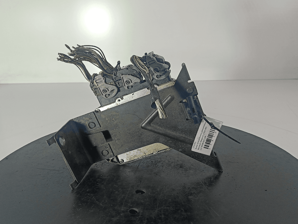 Блок управления двигателем к Renault Megane 2 (02-06)