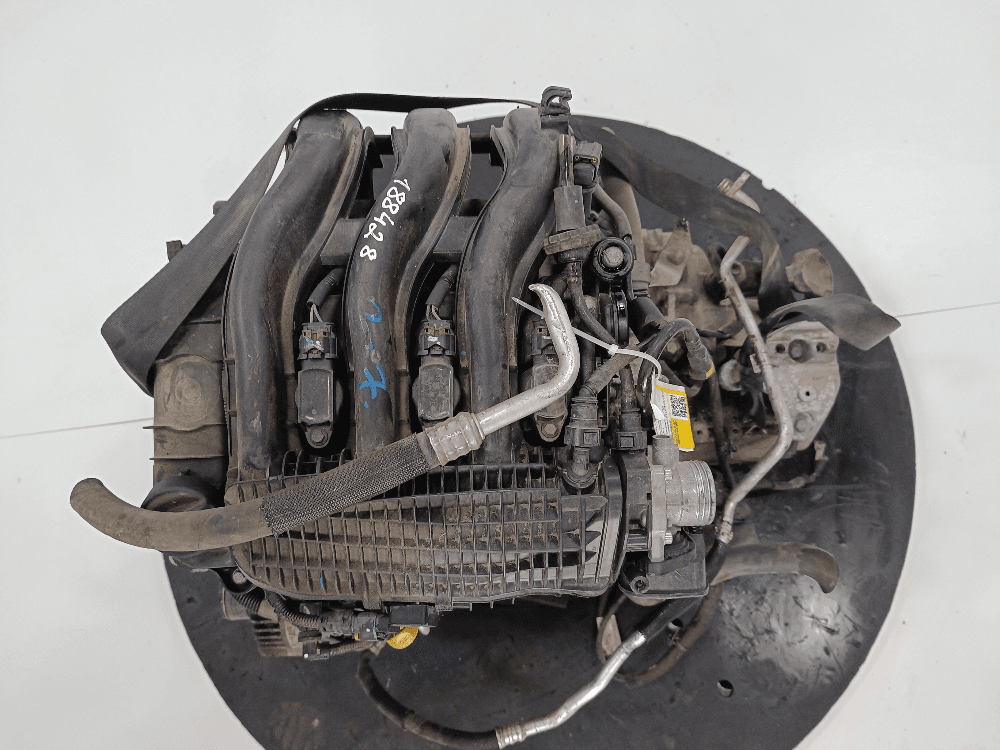 Двигатель к Peugeot 208 1 (12-15)