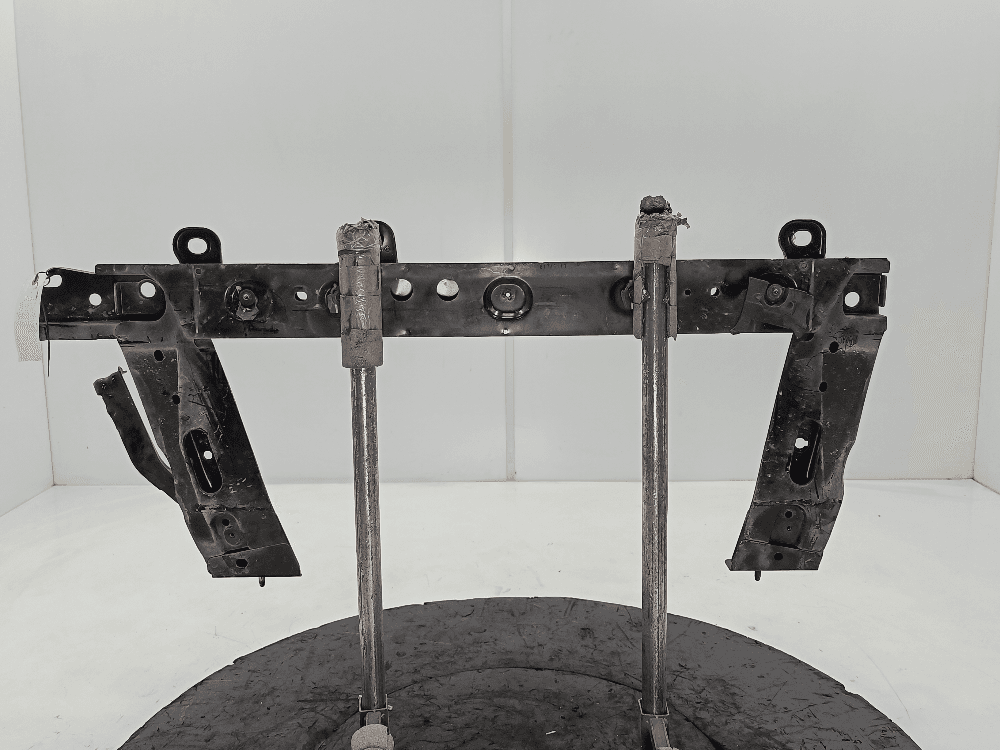 ΠΠ°Π»ΠΊΠ° ΠΏΠΎΠ΄ ΡΠ°Π΄ΠΈΠ°ΡΠΎΡ ΠΊ Renault Clio 4 (12-16)