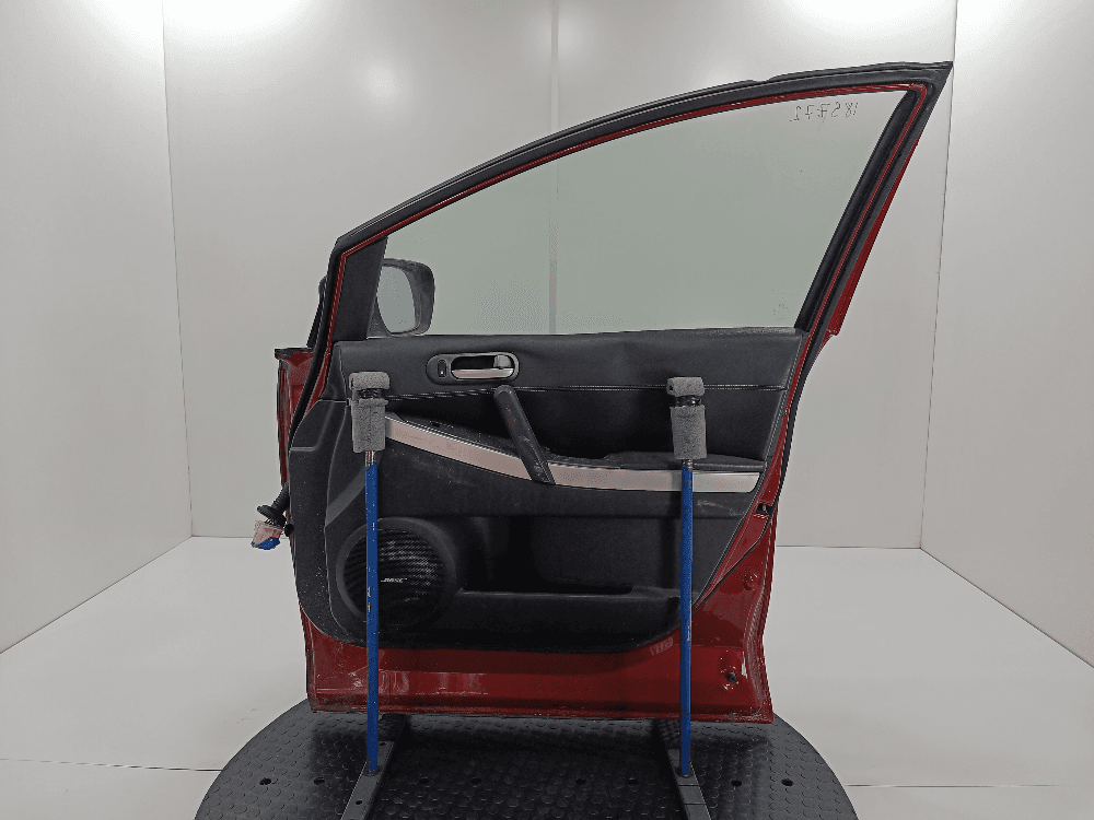Дверь передняя правая к Mazda CX7 (06-09)