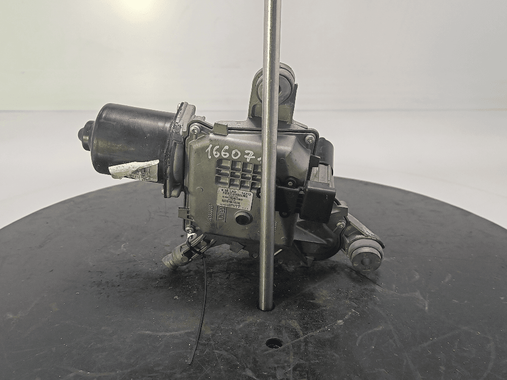 Моторчик передних стеклоочистителей (дворников) к Citroen C4 Picasso 1 (06-13)