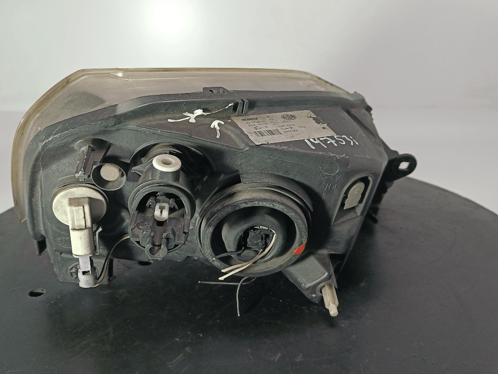 Фара левая к Renault Logan 1 Рестайлинг (08-15)