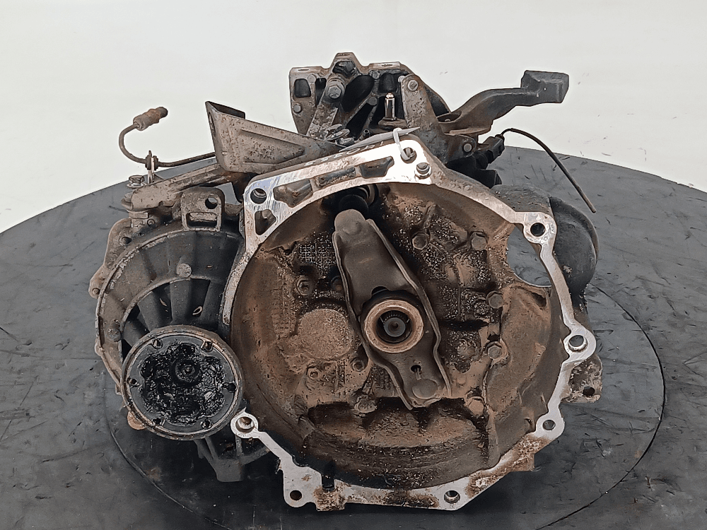 КПП механическая (МКПП) к Volkswagen Golf 5 (03-09)