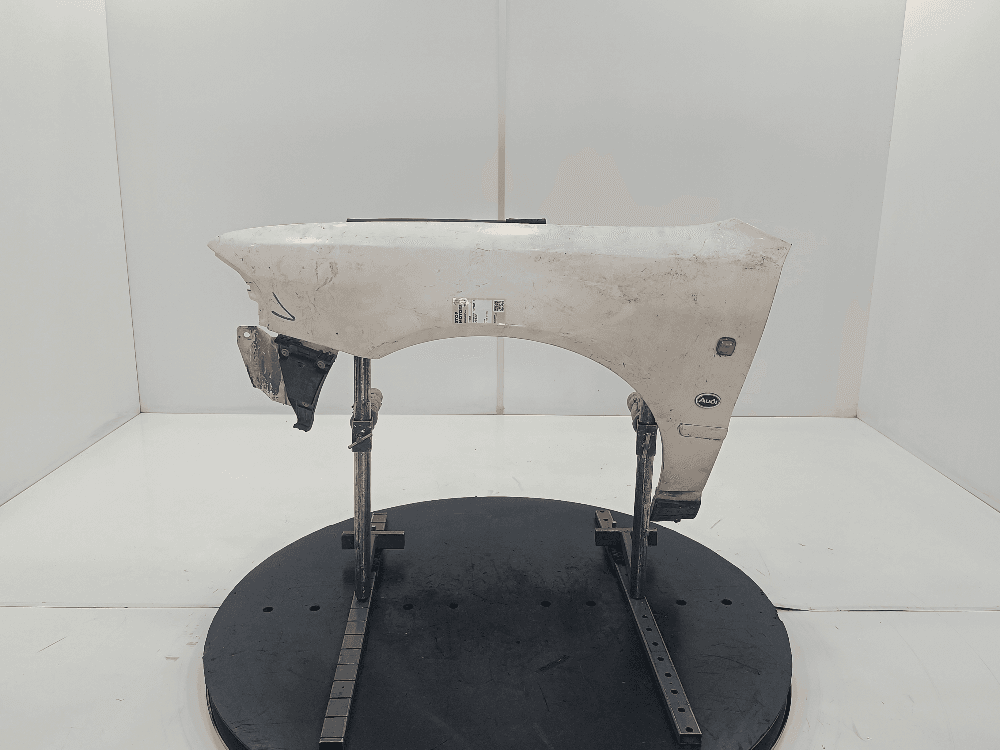 Крыло переднее левое к Audi A4 B5 (94-99)