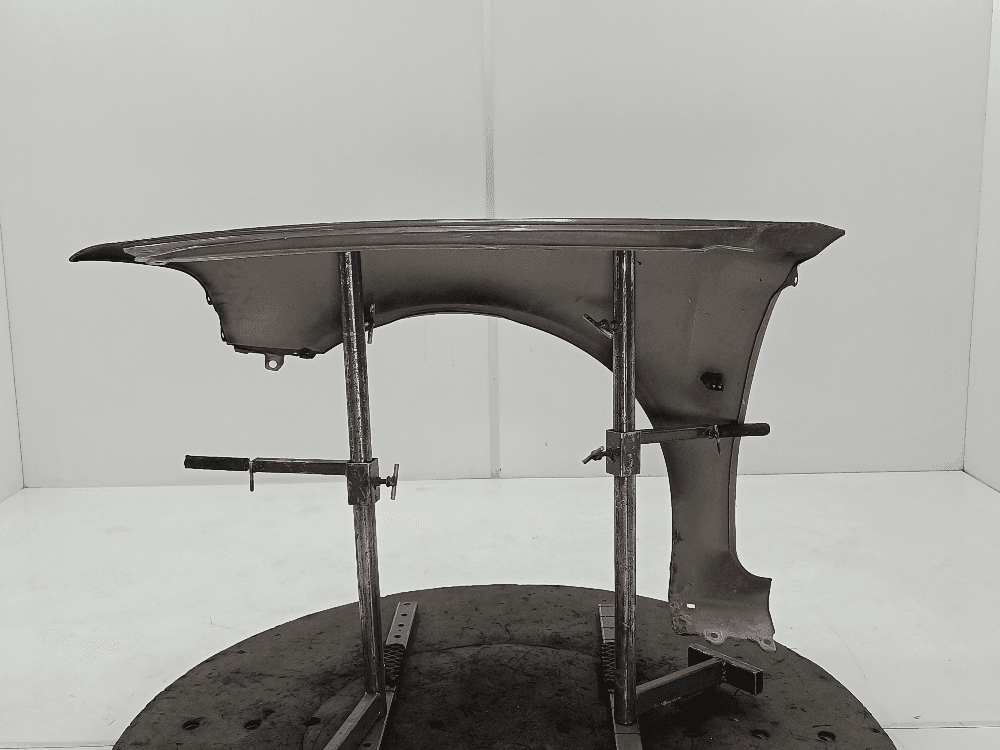 Крыло переднее правое к Volvo S40 1 Рестайлинг (00-04)