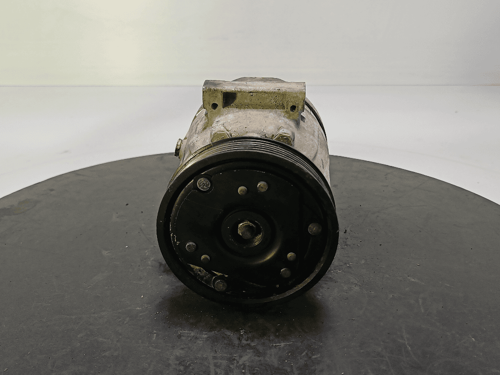 Компрессор кондиционера к Renault Megane 1 Рестайлинг (99-03)