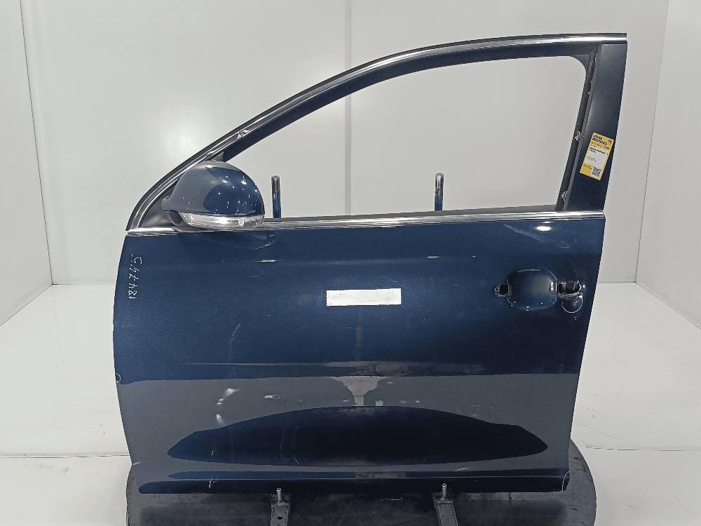 Дверь передняя левая к Volkswagen Golf 5 (03-09)