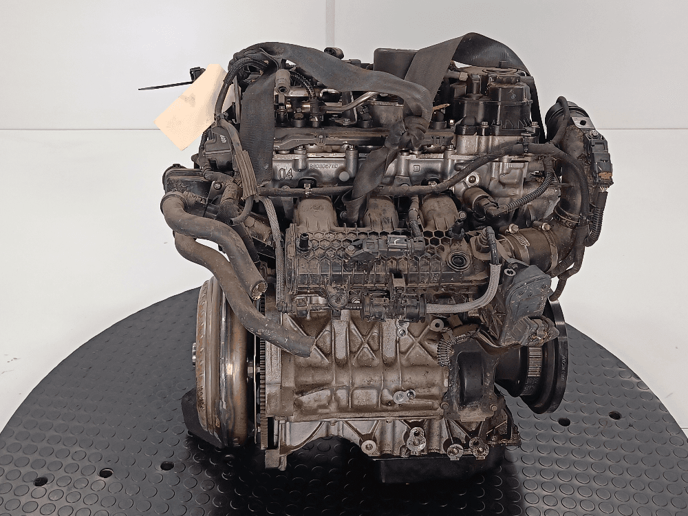 Двигатель к Peugeot 308 2 (13-17)