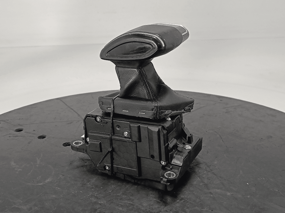 Кулиса к Volkswagen Touareg 3 (18-24)