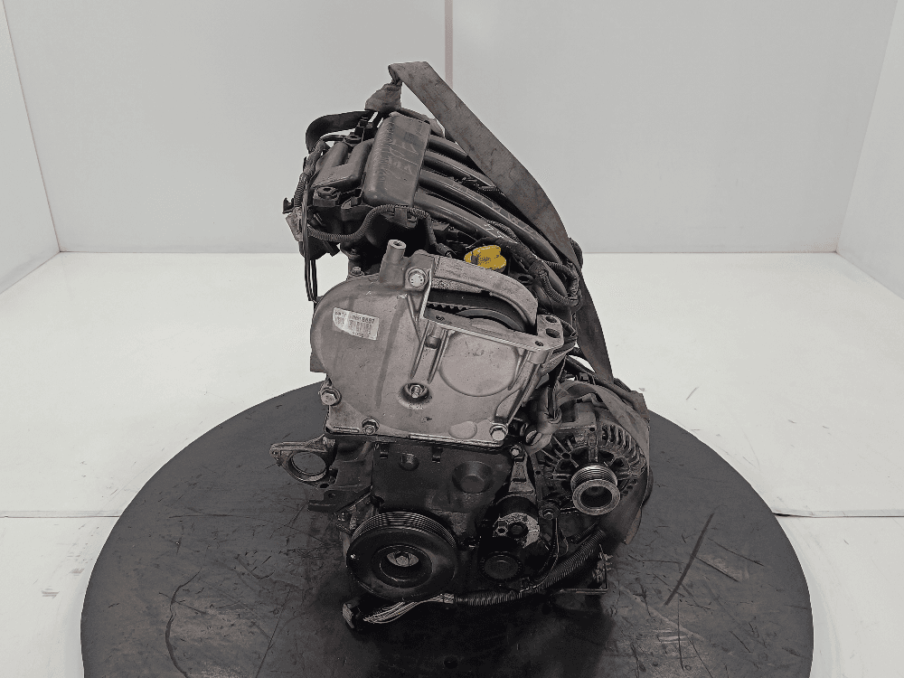 Двигатель к Renault Scenic 2 (03-06)