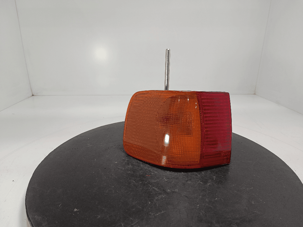 Фонарь задний левый к Audi 100 C4 (90-94)