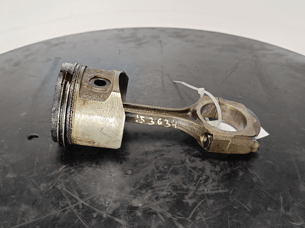 Поршень к Renault Clio 2 Рестайлинг (01-03)