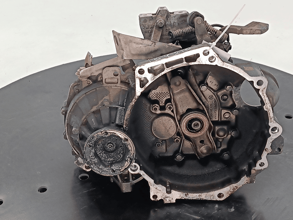 КПП механическая (МКПП) к Volkswagen Golf 5 (03-09)