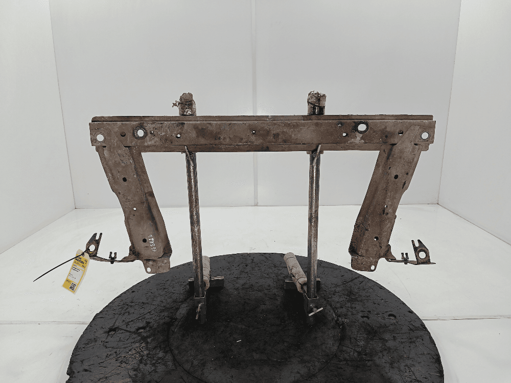 ΠΠ°Π»ΠΊΠ° ΠΏΠΎΠ΄ ΡΠ°Π΄ΠΈΠ°ΡΠΎΡ ΠΊ Renault Scenic 2 (03-06)