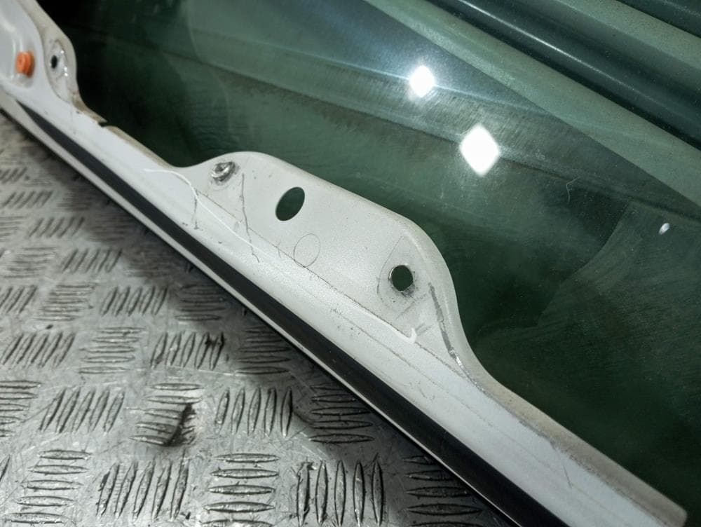 Дверь передняя правая к Mercedes C Class W204/S204/C204 (07-12)