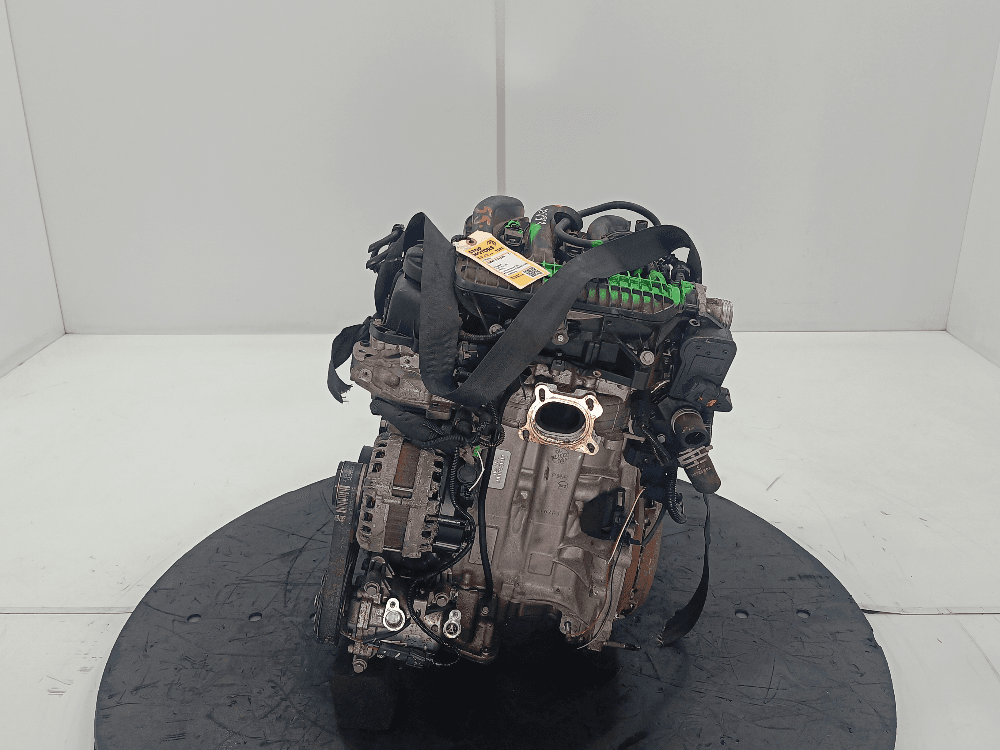 Двигатель к Peugeot 208 1 (12-15)