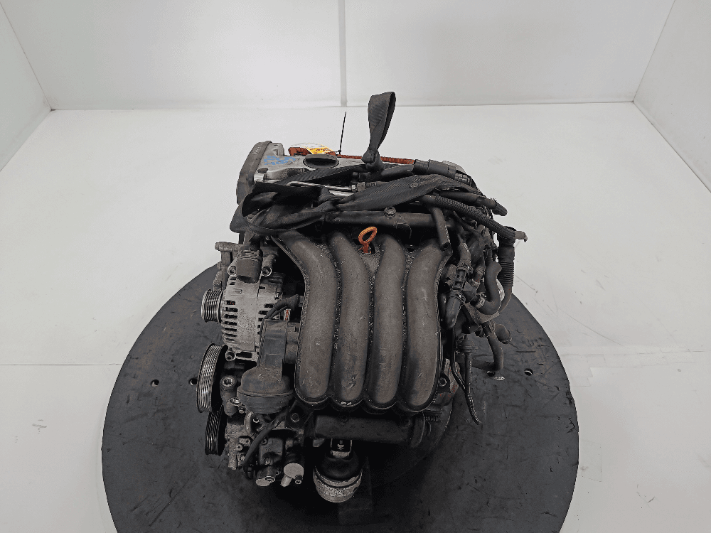 Двигатель к Audi A4 B6 (01-05)