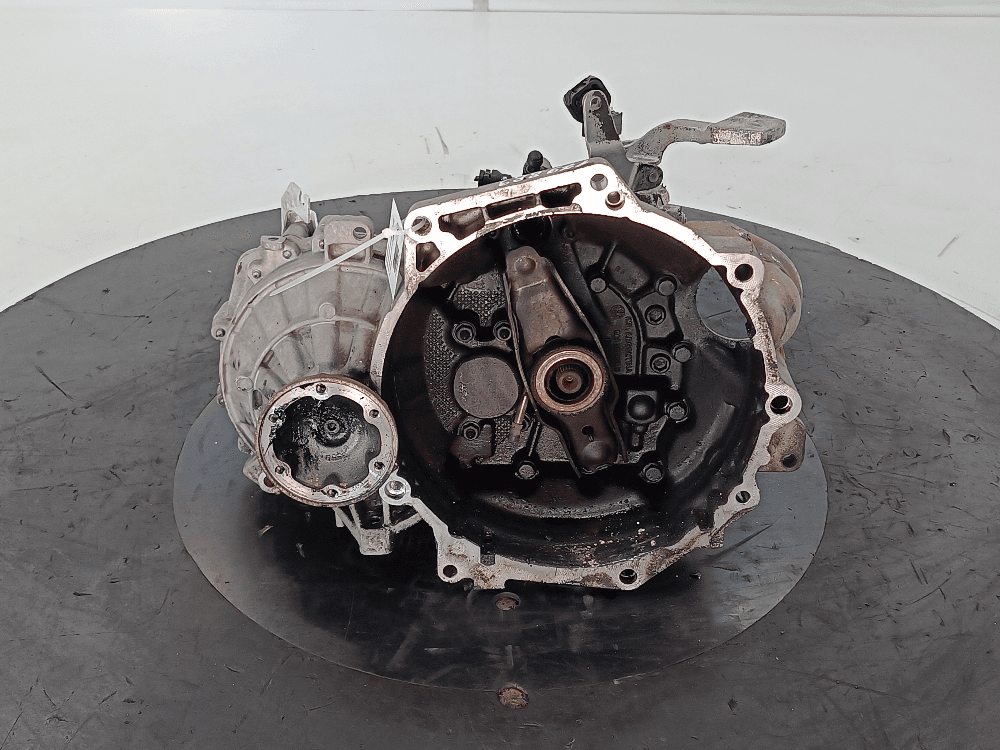 КПП механическая (МКПП) к Volkswagen Golf 5 (03-09)