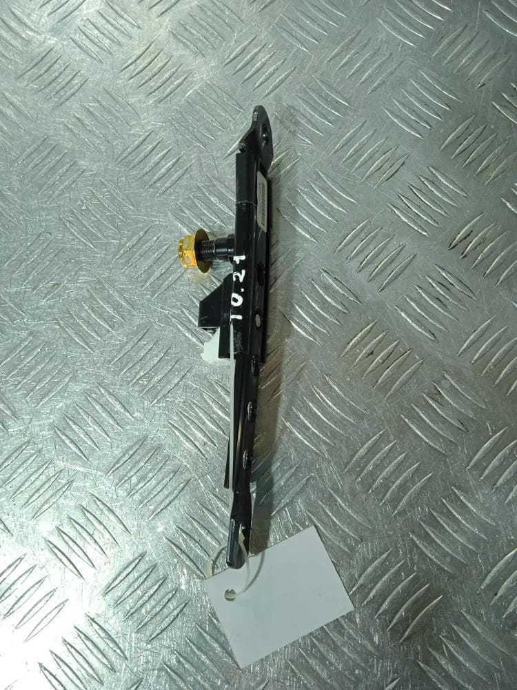 Кронштейн к Tesla Model X (15-21)